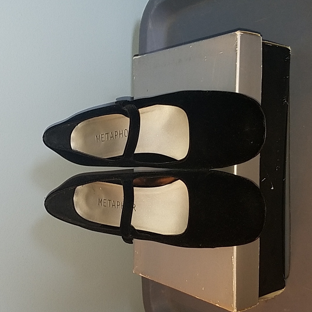 BLACK VELVET DRESS HEELS